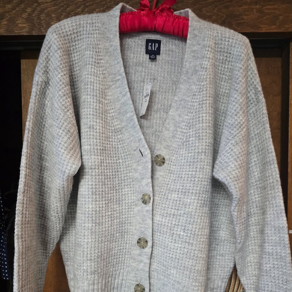 NWT GAP Waffle Cardigan Sweater Size MP